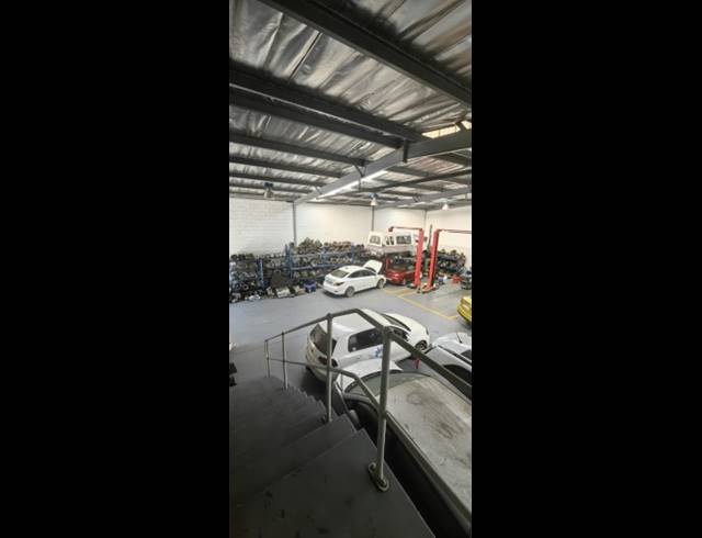 478M² WAREHOUSE TO LET IN SUNNYROCK